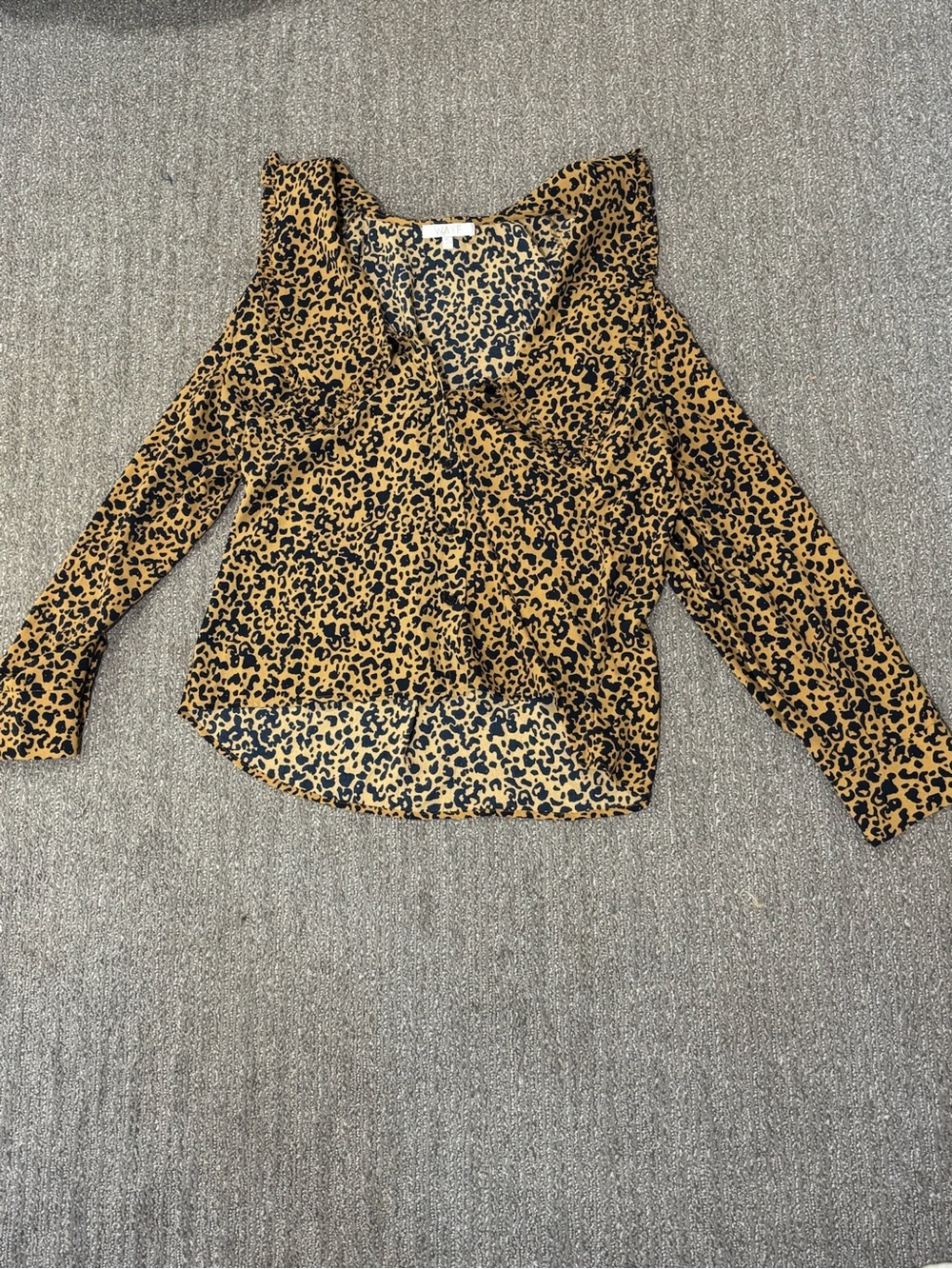 Nordstrom Leopard Print Ruffle V-Neck Blouse - Tan & Black